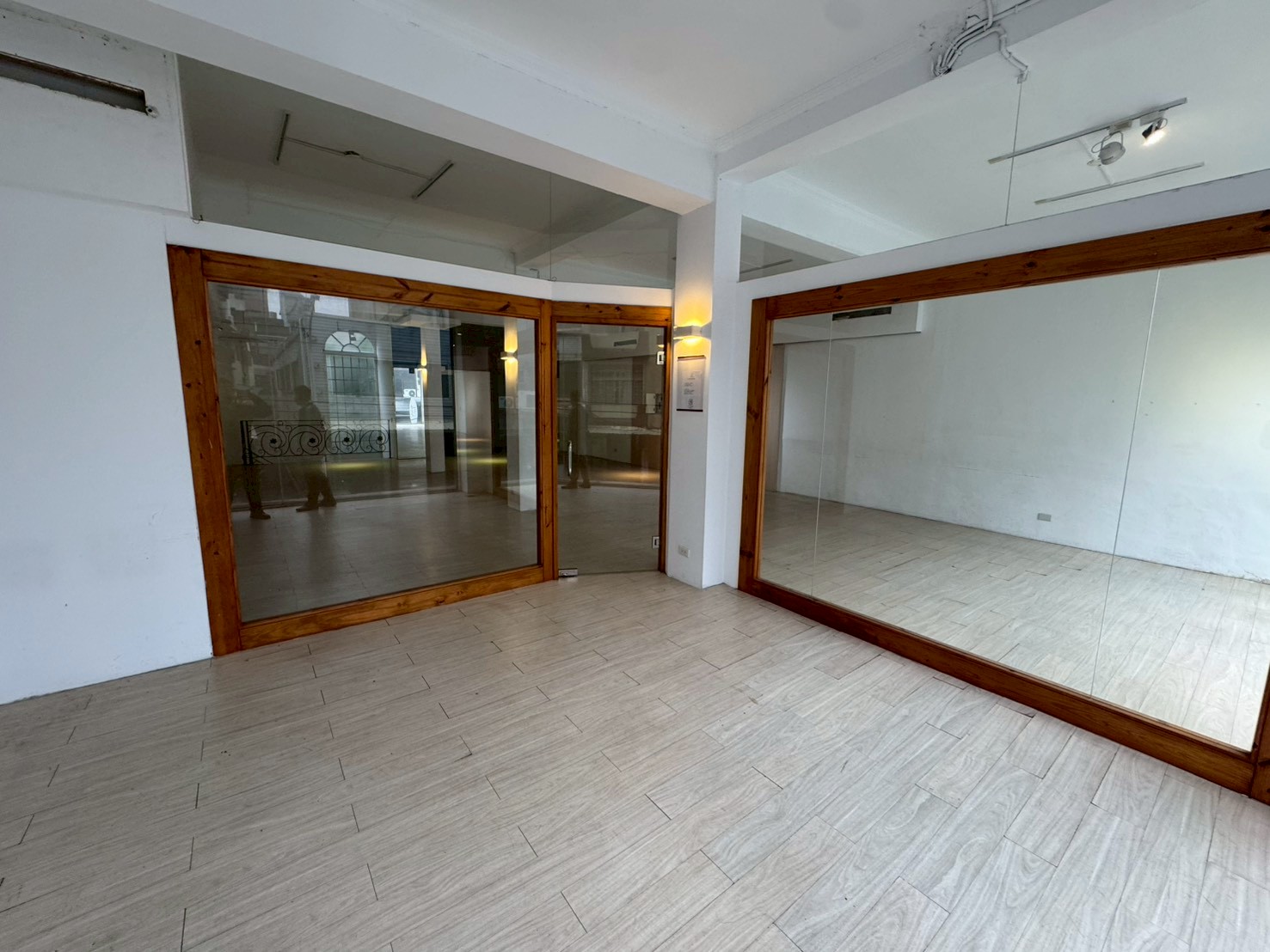 �F��j���ʡD��j���D�K�̭��e�D�i�����D�A�ʷ~(H108)