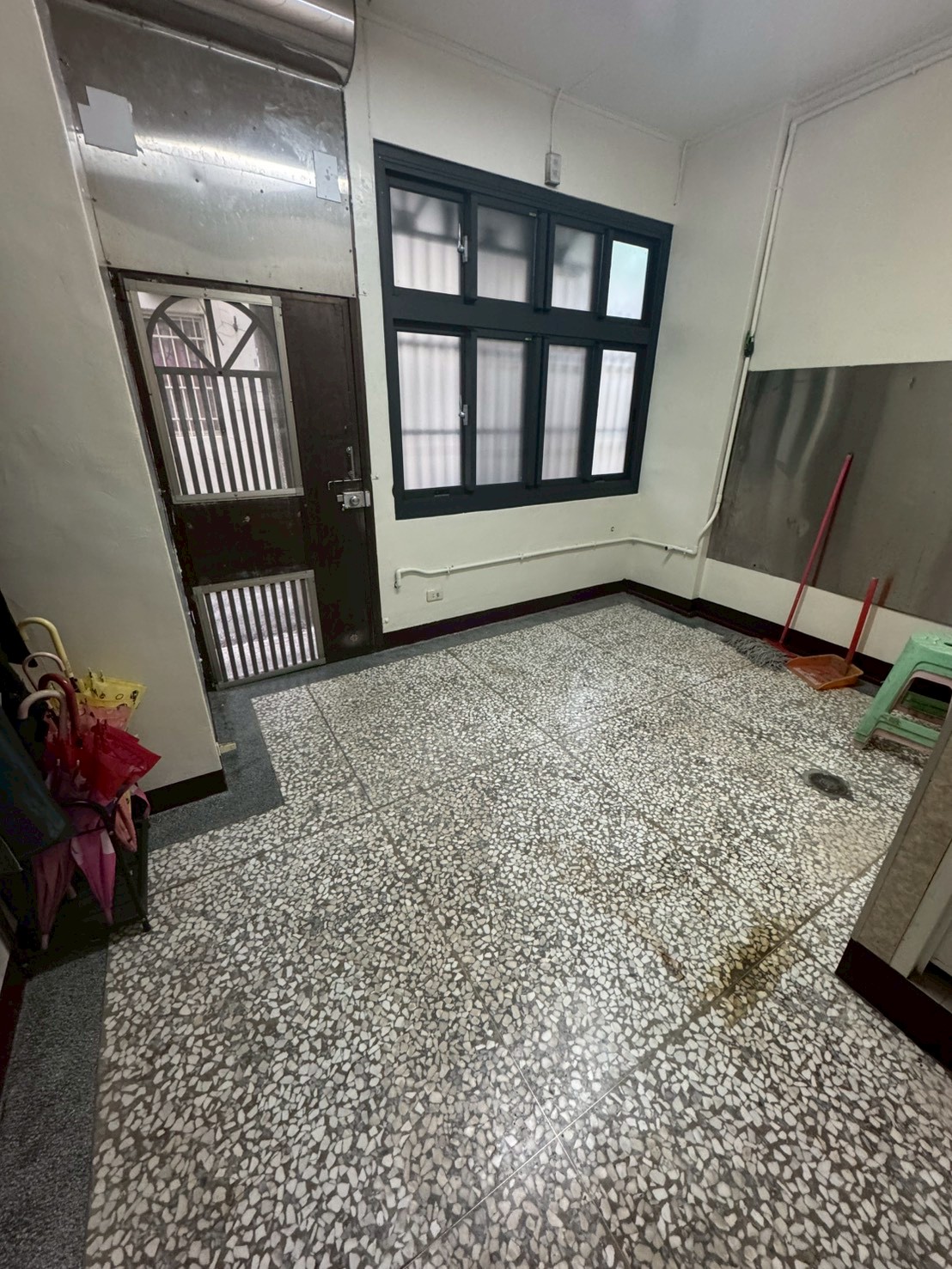 �񥫰ϡD��j���D���M�ӡD�A����(H111)