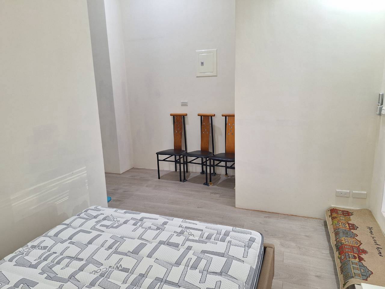 �Z�����Ѥ��@�ө����D�u�@�ǡD�����ҥi(H175)