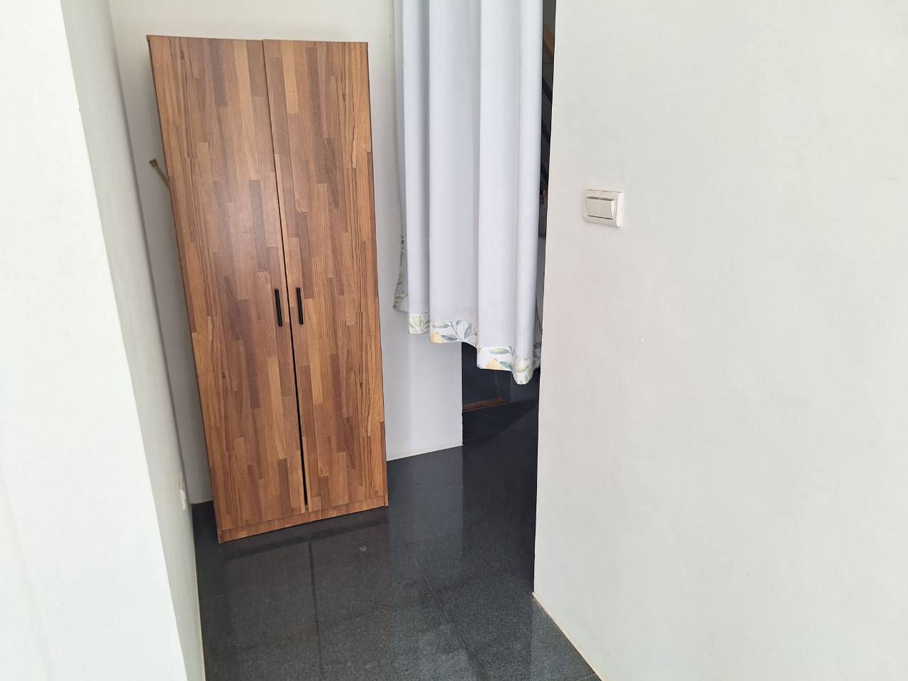 �Z�����Ѥ��@�ө����D�u�@�ǡD�����ҥi(H175)